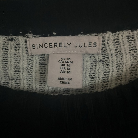 Sincerely Jules sweater - Picture 2 of 2